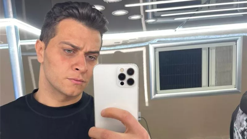 محمد منير في أول حوار: سيناريو «رأس الأفعى» صدمني وعزت يستحق اللقب