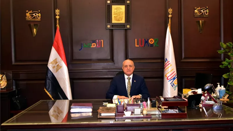 محافظ الأقصر يصدر قراراً بتعيين مدير جديد لمكتبه 