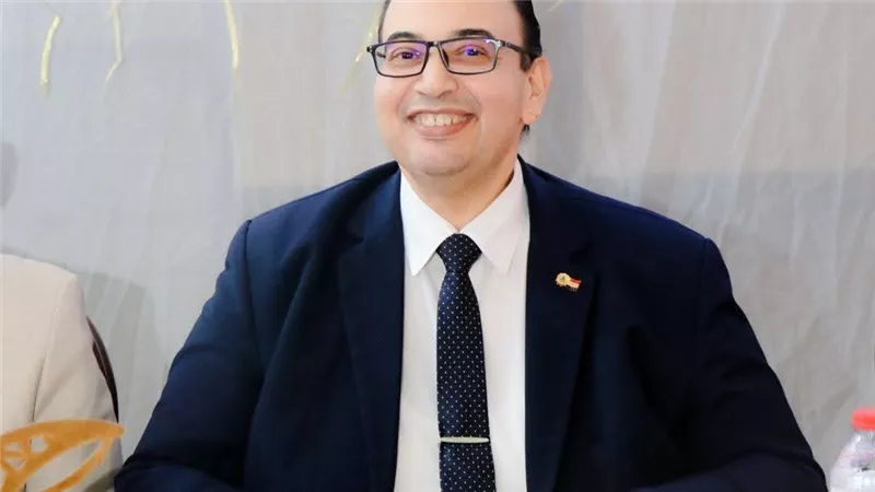 رئيس جامعة كفر الشيخ يُشارك في مأدبة الإفطار الرمضانية بكلية الآداب