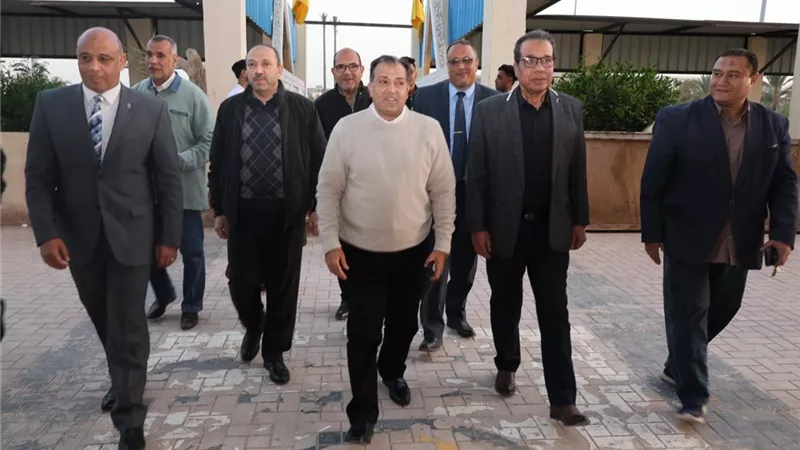 رئيس جامعة قنا يشهد إفطار 