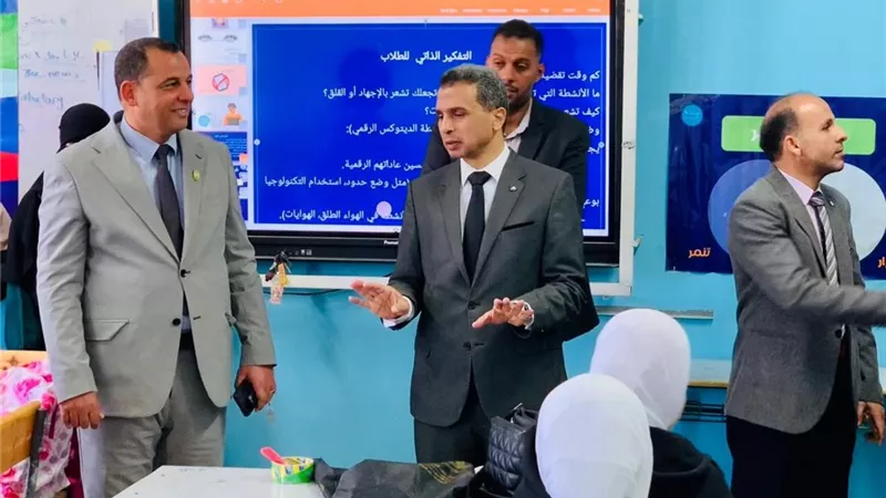 وكيل تعليم كفر الشيخ يتفقد البرنامج التدريبي 