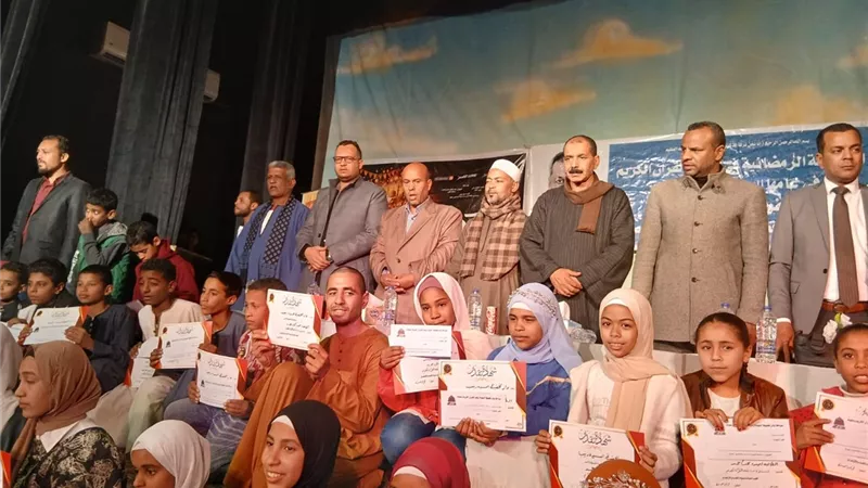 تكريم حفظة القرآن الكريم في احتفالية بقرية المدامود بحري بمركز الزينية