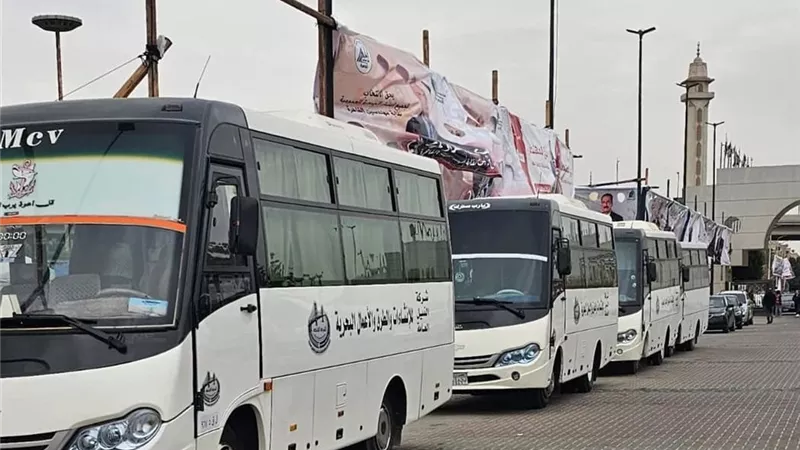 صور لشركات حكومية تنقل المهندسين للتصويت بانتخابات النقابة وسط انتقادات 