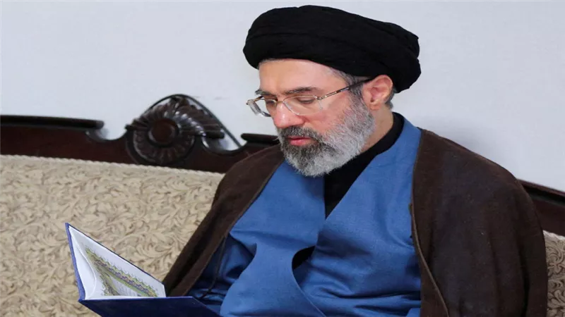 بأمر من بوتين.. نقل المرشد مجتبى خامنئي للعلاج في روسيا 