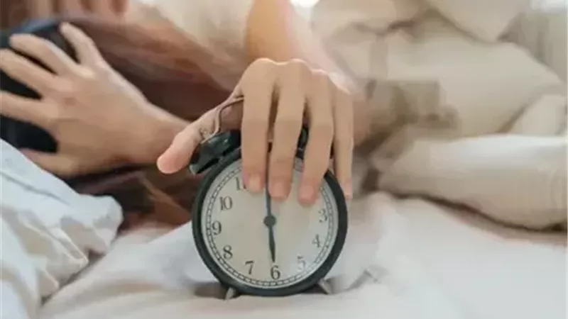 دراسة تكشف أفضل وأسوأ نغمات المنبه لصباح هادئ
