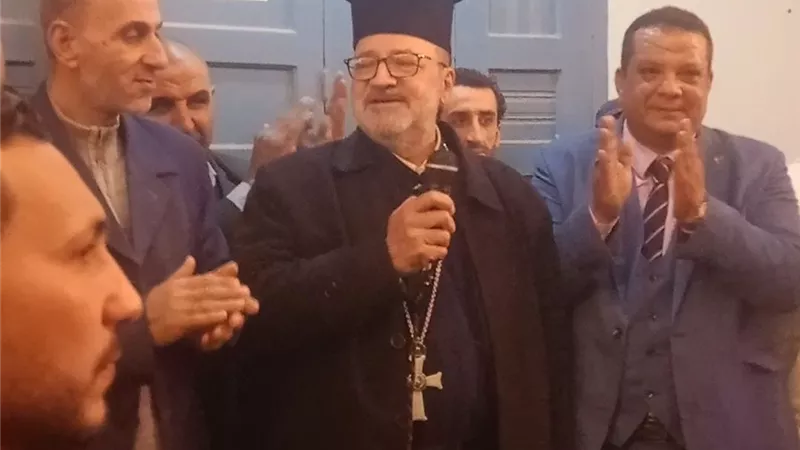 مسلم ومسيحي على مائدة واحدة في إفطار قرية البصارطة بدمياط | فيديو