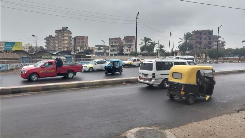 سحب منخفضة وأمطار خفيفة ورياح محمله بالأتربة تضرب كفر الشيخ 