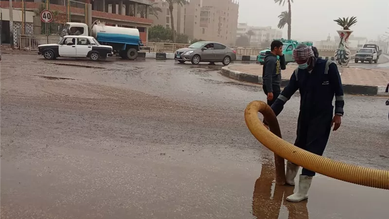«مياه أسيوط» تعلن الطوارئ وتفعل غرف العمليات لمواجهة موجة الطقس السيئ 
