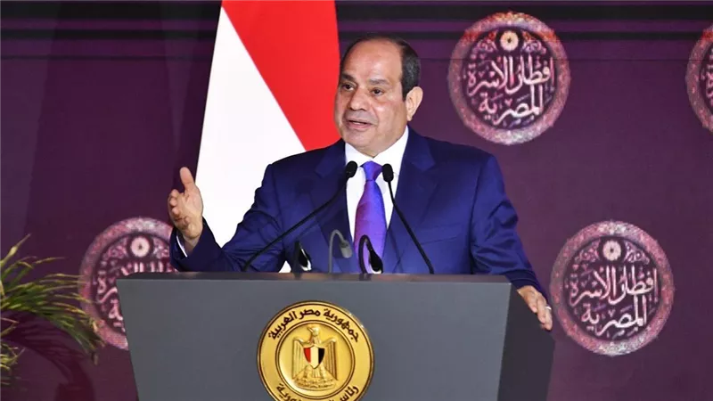 الرئيس السيسي: مصر تتحرك لخفض التصعيد.. وتخفيف الضغوط الاقتصادية|فيديو