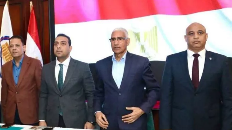   نائب محافظ قنا يشهد احتفالية اليوم العالمي للمرأة