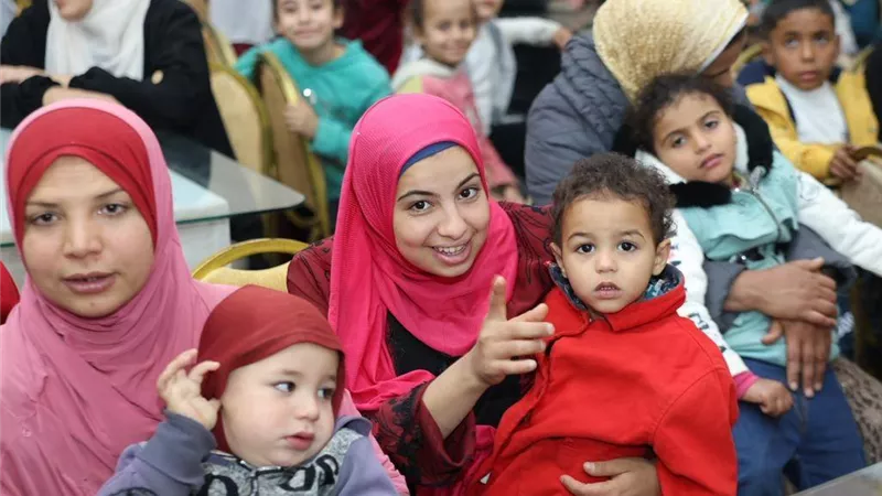 أمسيات الأسرة المصرية بالفيوم تعزز الحوار المجتمعي وتنشر الوعي بين الأسر