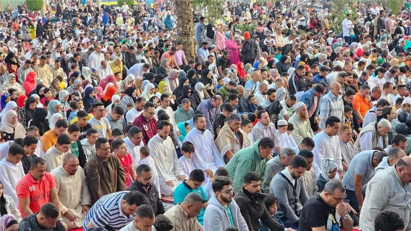 كيفية أداء صلاة العيد.. اعرف وقتها وعدد التكبيرات فيها