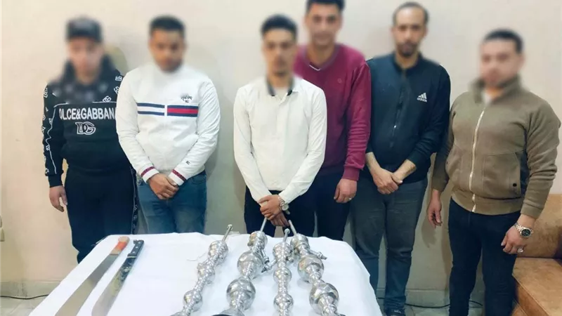 الأمن ينهي اشتباكات «أولوية المرور» بين صاحب مقهى وشابين بكفر الشيخ