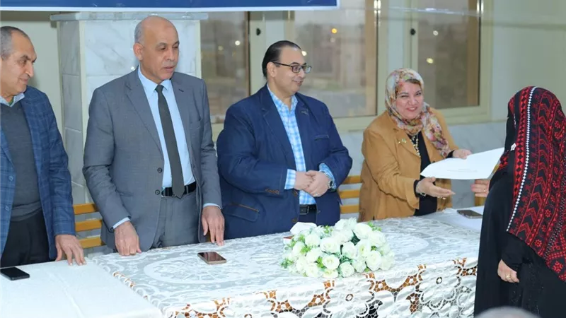 رئيس جامعة كفر الشيخ يشهد حفل تكريم المتميزين بالأنشطة بالمدن الجامعية