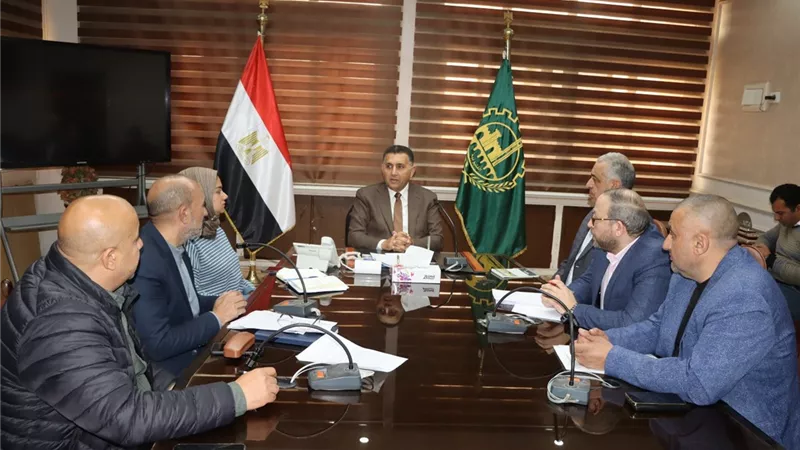 محافظ القليوبية يطلق خطة عاجلة لتقنين أوضاع سيارات 