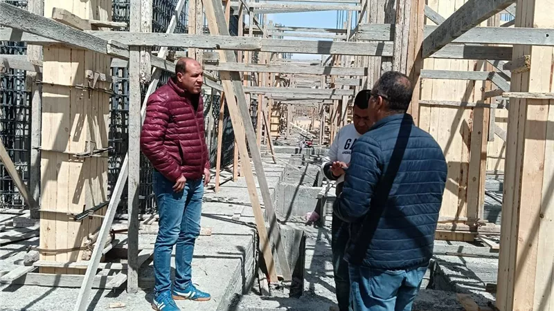 رئيس جهاز العبور يتفقد مراحل تنفيذ «كمبوند ظلال» ويتابع تقدم الأعمال