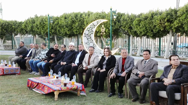 محافظ المنيا يشارك كوكبة من الصحفيين والإعلاميين مأدبة الإفطار الجماعي