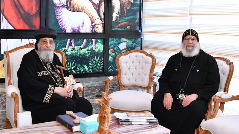 البابا تواضروس يستقبل الأنبا أغابيوس لبحث شؤون دير الأنبا «بيشوي»|تفاصيل