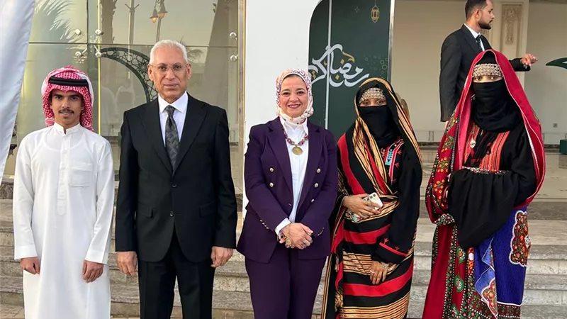 رئيس جامعة المنيا يشارك في حفل إفطار الطلاب الوافدين المتميزين الذي نظمته 