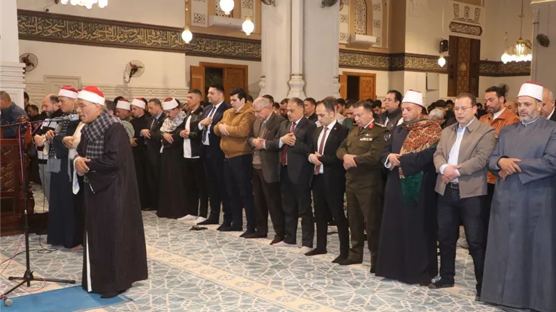 محافظ الشرقية يشهد احتفالية الأوقاف بليلة القدر ويهنئ أبناء المحافظة