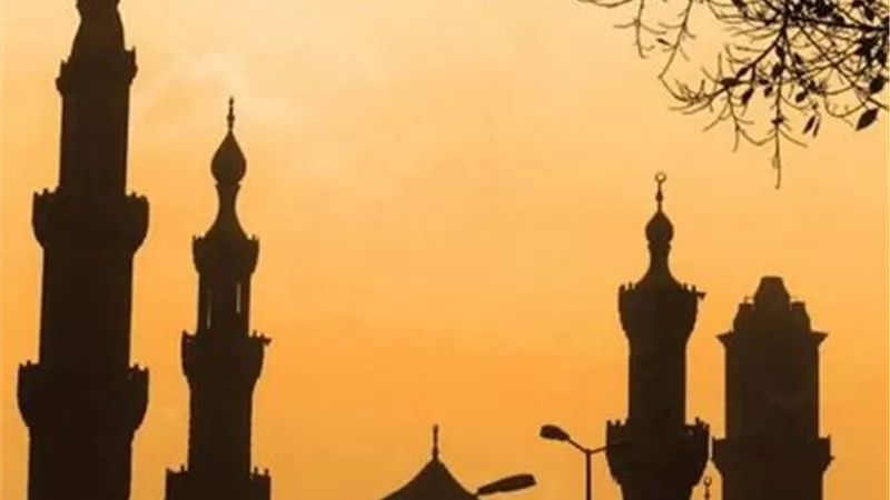 موعد أذان الفجر اليوم الثلاثاء 27 رمضان وعدد ساعات الصيام 