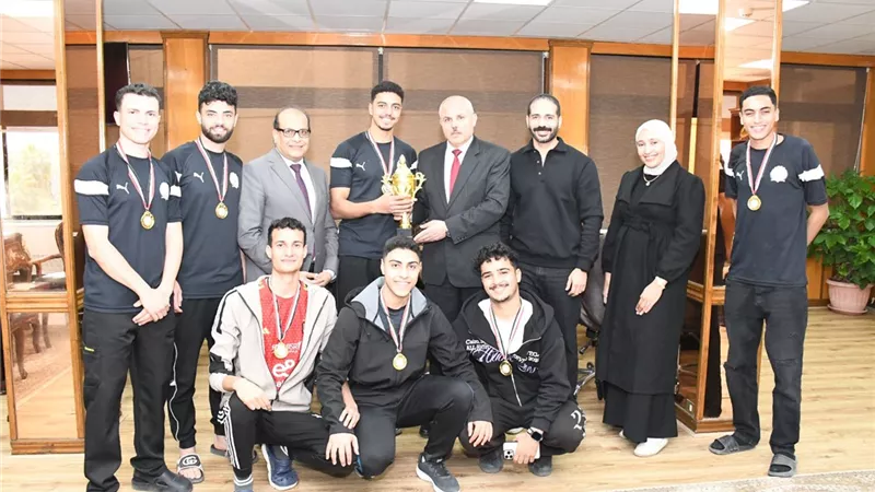 جامعة الإسماعيلية الجديدة الأهلية تحتفي بأبطال الدورة الرمضانية 