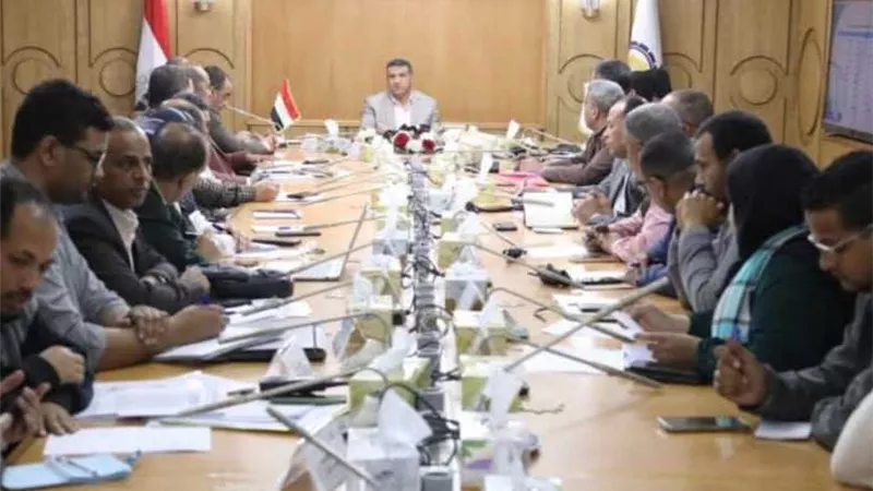 محافظ قنا تعامل فوري مع مخالفات البناء والتعديات على الأراضى خلال العيد