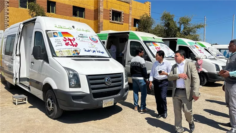 وكيل صحة الأقصر يتابع الخدمات الصحية بالقافلة الطبية بوحدة العبابدة 