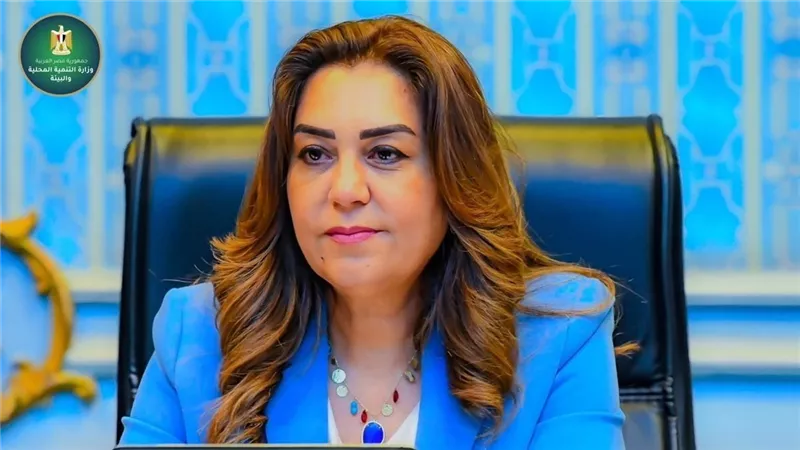 وزيرة التنمية المحلية: بدء المرحلة الثانية لتطوير منطقة العتبة بالقاهرة