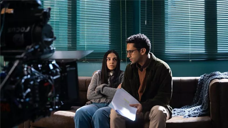 سر آمنة انكشف.. أحداث الحلقة 12 من مسلسل «عرض وطلب»