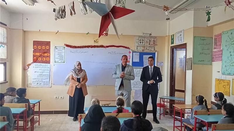 وحدة السكان بأرمنت تنفذ ندوة توعوية لطلاب مدرسة 