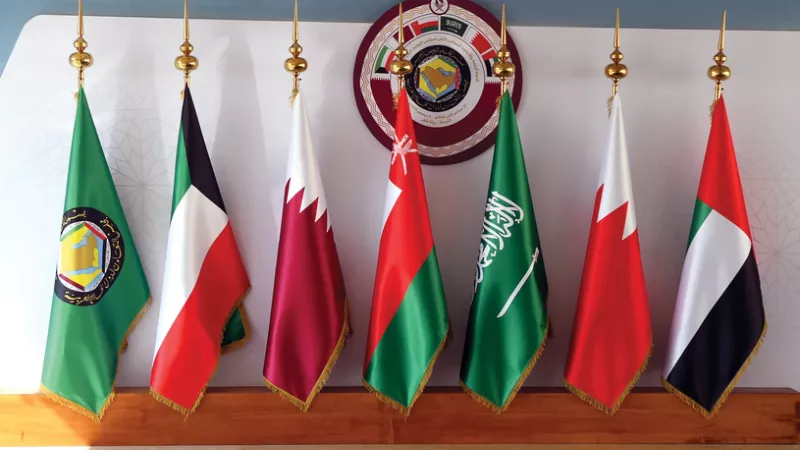القاهرة الإخبارية: استمرار الاعتداءات الإيرانية على دول الخليج 
