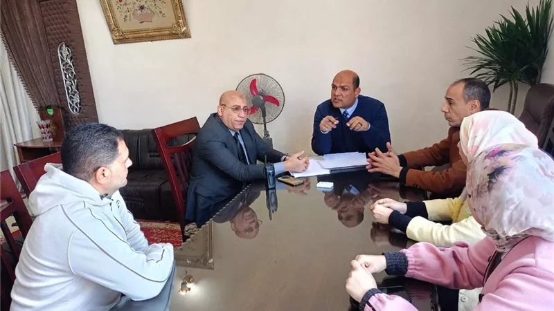 رئيس مدينة دسوق يوجه بسرعة مراجعة تراخيص البناء الصادرة بنطاق المركز