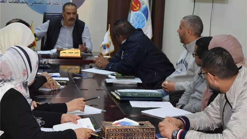 اللجنة العليا للاستثمار بـ«مياه القناة» تواصل متابعة المشروعات الجارية