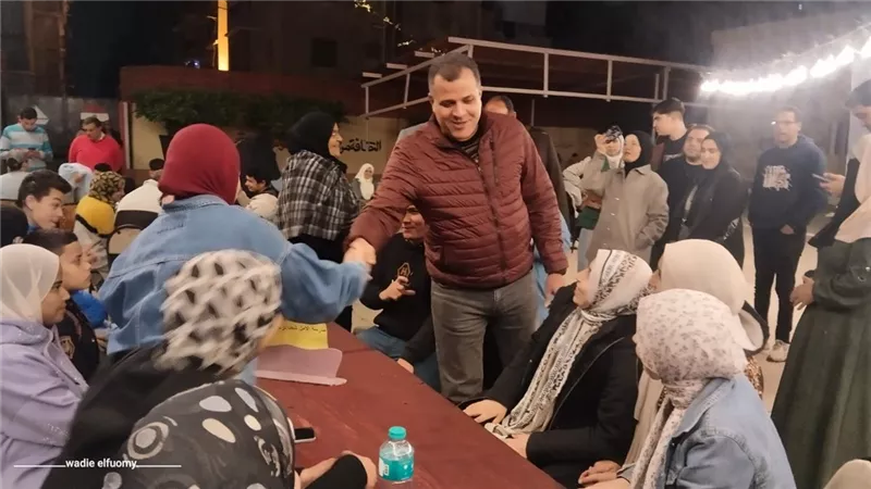 عمارة يشارك طلاب التربية الخاصة بدمياط إفطار رمضان وسط أجواء إنسانية