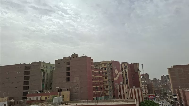 رياح مثيرة للاتربة.. أسيوط تشهد تقلبات جوية وارتفاعاً ملحوظاً في الحرارة