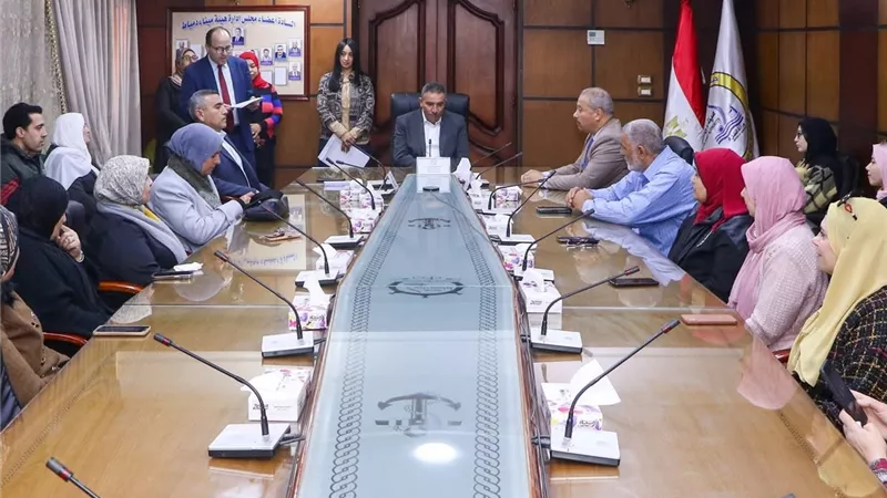 عرفانا بدورها.. ميناء دمياط يكرم الأمهات المثاليات