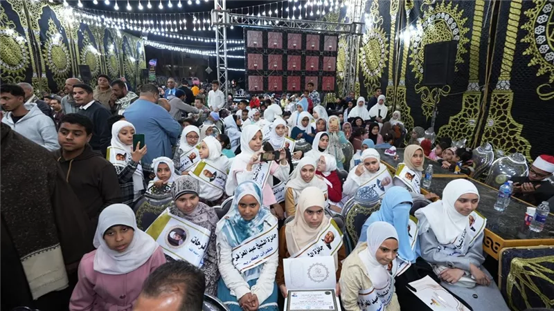  تكريم حفظة القرآن الكريم في ختام مسابقة الشيخ عبد المعز فرحات بأسيوط