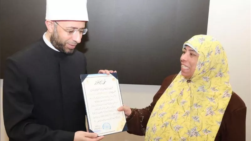 إشادة بدور المرأة.. وزير الأوقاف يحتفي بالأمهات المثاليات في احتفالية خاصة