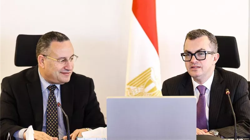 وزيرا التخطيط والتعليم العالي يناقشان خطة تحويل الجامعات لمحرك اقتصادي