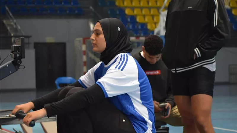 ابنة جامعة الإسماعيلية تتربع على عرش العالم.. 