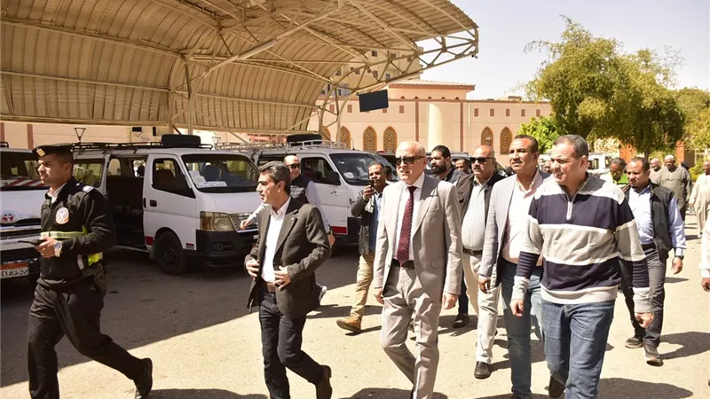 محافظ الأقصر يتابع تطبيق تعريفة الركوب الجديدة بعد تحريك أسعار الوقود
