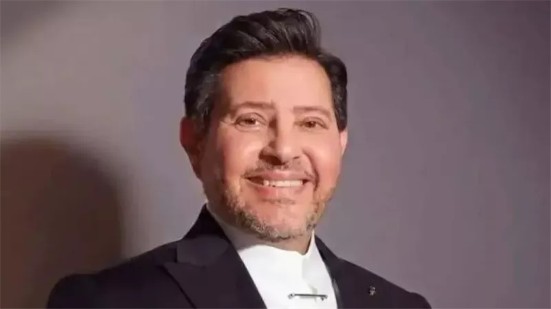 يجري الفحوصات الطبيبة في فرنسا.. آخر التطورات الصحية لـ هاني شاكر