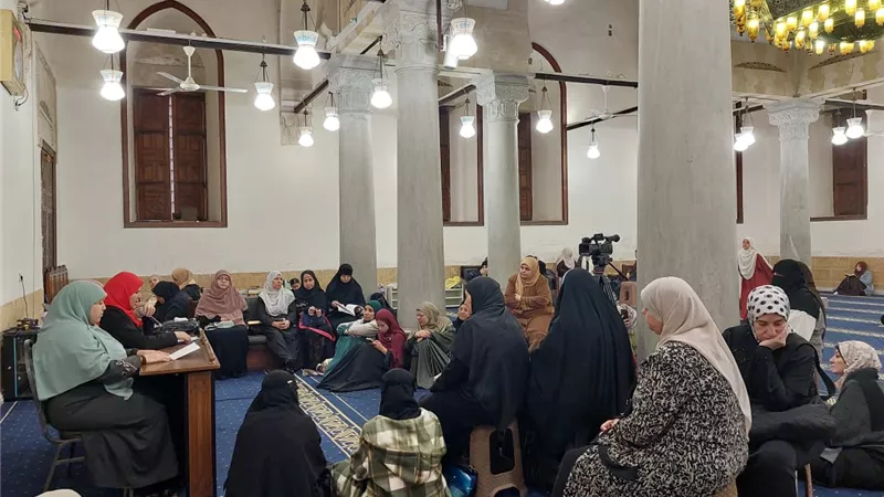 آداب عيد الفطر.. عضو بمركز الأزهر العالمي للفتوى يكشف عنها