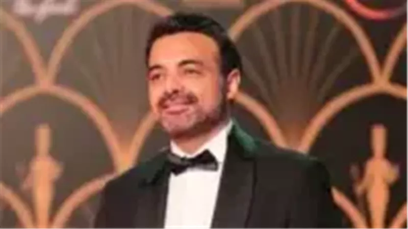 قبل وقفة عيد الفطر.. عمرو محمود ياسين يعلن فركش «وننسى اللي كان» 