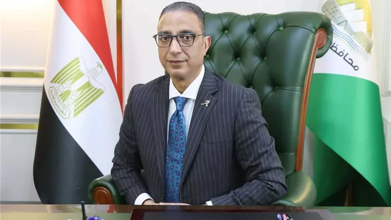 محافظ الجيزة يستبعد قيادات بحي الهرم خلال جولة مفاجئة لهذا السبب