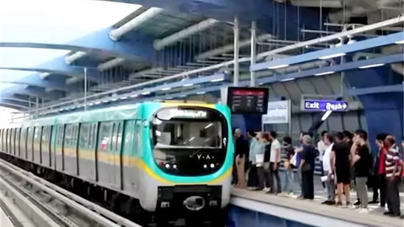 مواعيد تشغيل المترو والقطار الكهربائي الخفيف (LRT) خلال إجازة عيد الفطر 