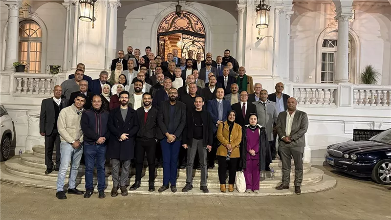 أكمل قرطام يكشف عن تفاصيل التعيينات المرتقبة بالهيئة العليا لـ«المحافظين»