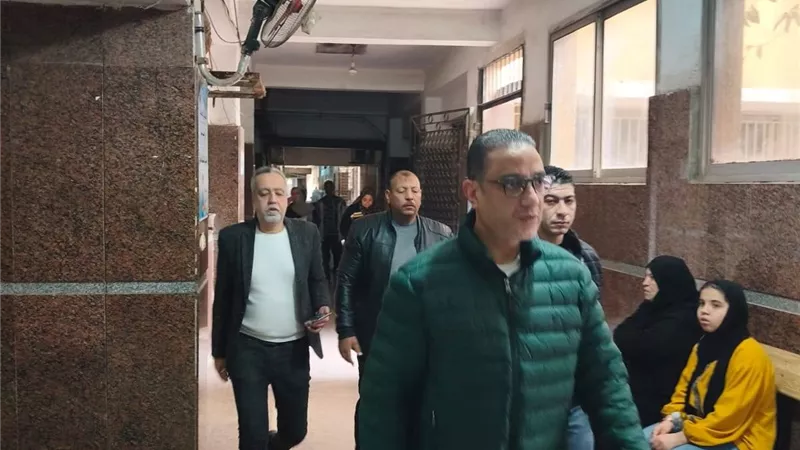 محافظ الجيزة يجري جولة مفاجئة بمستشفى الحوامدية العام