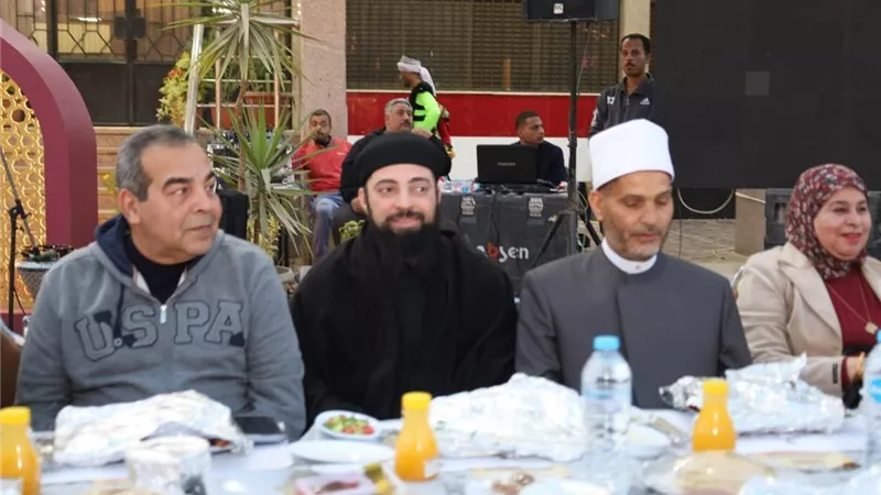 بمشاركة النواب والشيوخ.. محافظ المنيا يشهد احتفالية 